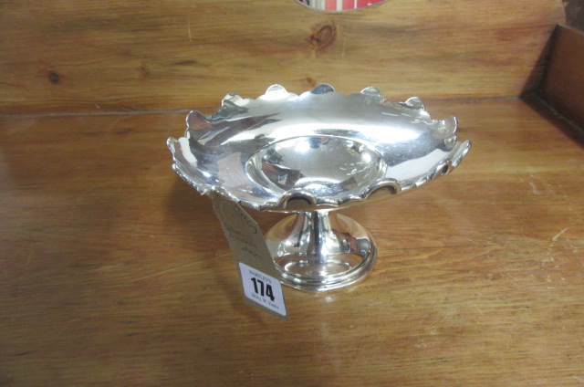 SILVER PEDESTAL DISH Image