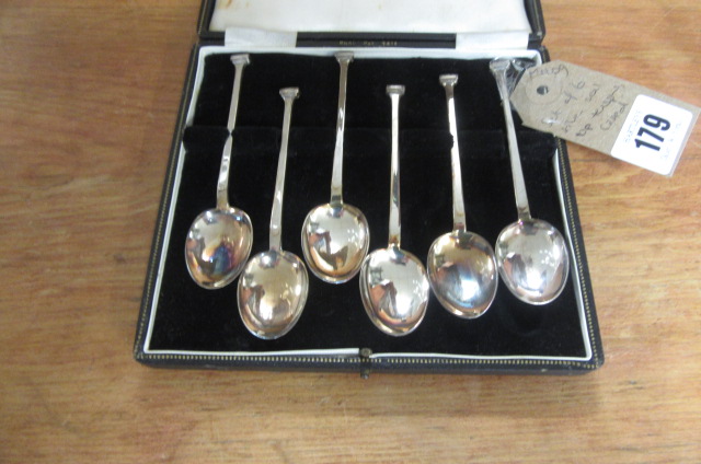 CASED SET OF SIX SILVER SEAL TOP TEA SPOONS   Image
