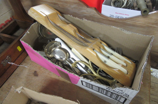 BOX OF CUTLERY Image