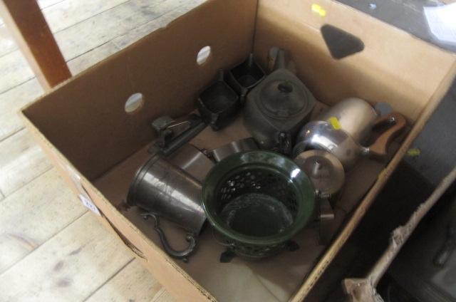 BOX OF METAL WARE Image