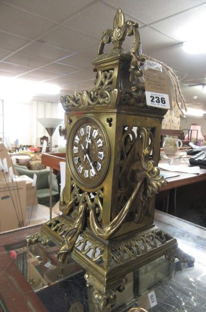 BRASS MANTEL CLOCK Image