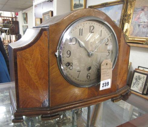 WESTMINSTER CHIME MANTEL CLOCK Image