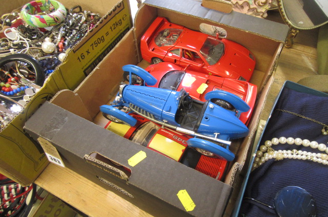 BURAGO MODEL CARS Image