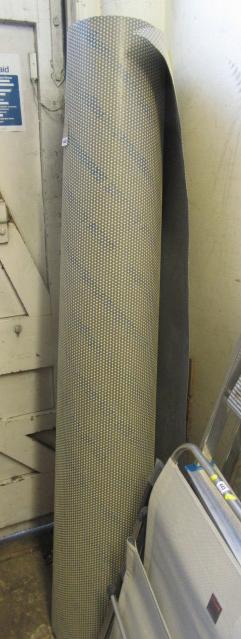 ROLL OF GREY CARPET Image