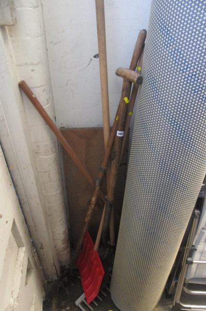 QUANTITY OF TOOLS Image