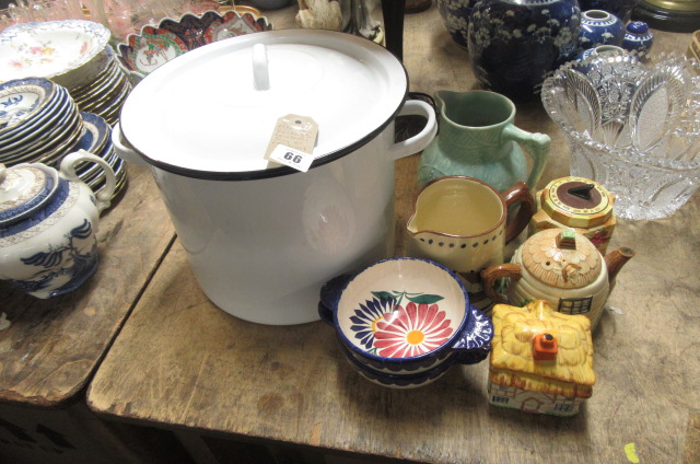 ENAMEL BREAD BIN AND CONTENTS Image