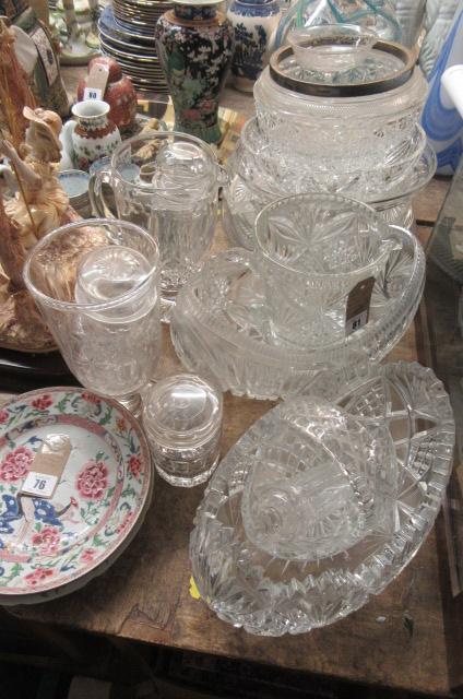 QUANTITY OF GLASS INCLUDING SILVER RIMMED BOWL Image