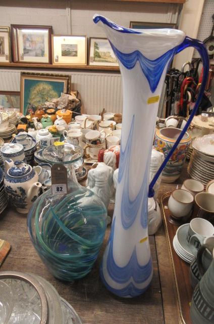 TWO ART GLASSES Image