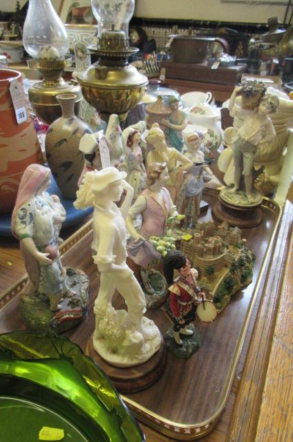 TRAY OF ANTIQUE AND OTHER FIGURES Image