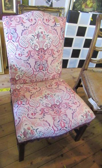 UPHOLSTERED CHAIR Image