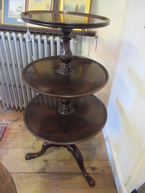 GEORGIAN MAHOGANY DUMB WAITER 23" X 46" Image