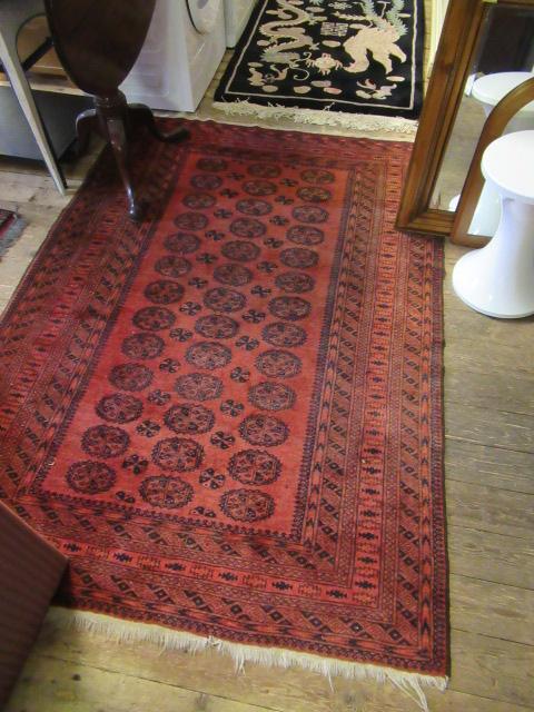 RED RUG Image