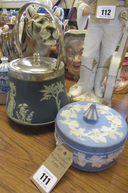 WEDGWOOD BISCUIT BARREL AND DISH Image
