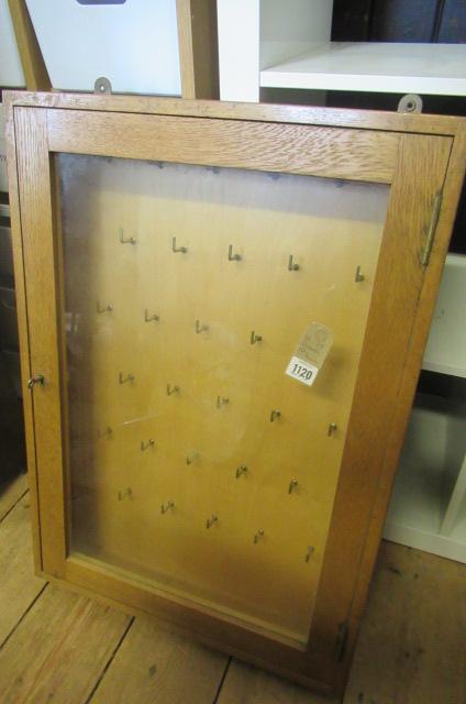 GLAZED KEY CUPBOARD Image