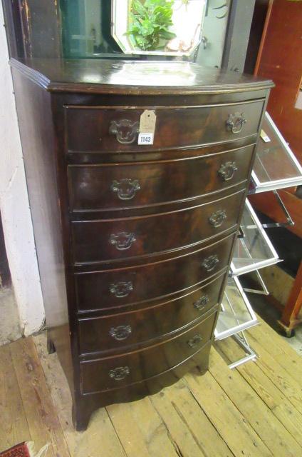 SMALL BOW FRONTED CHEST OF DRAWERS Image