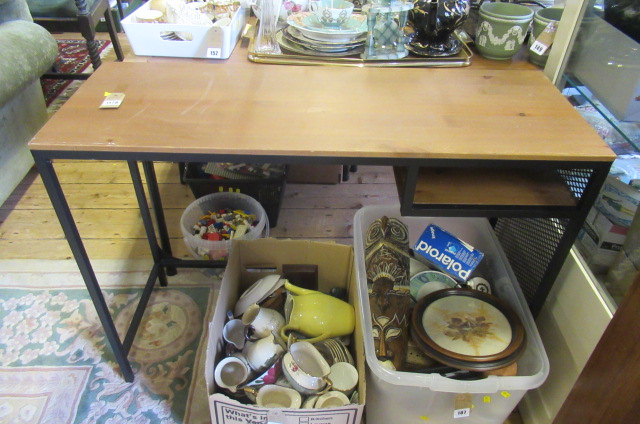 SMALL COMPUTER DESK Image