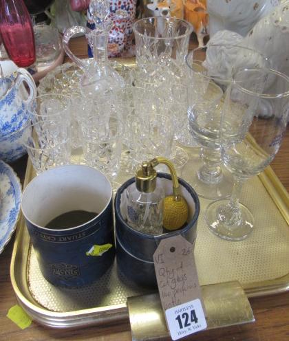 QUANTITY OF CUT GLASS ITEMS INCLUDING PERFUME BOTTLE Image