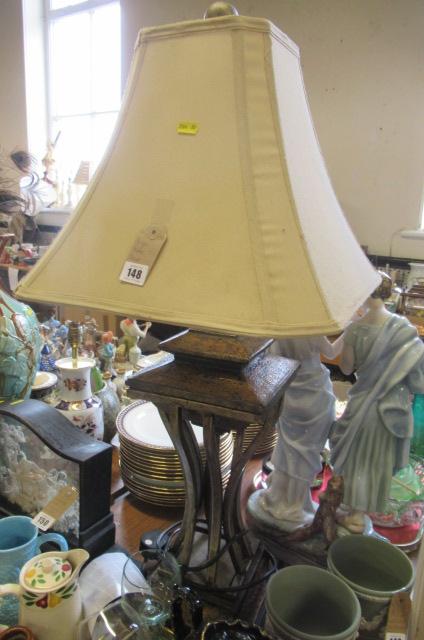 LARGE TABLE LAMP Image