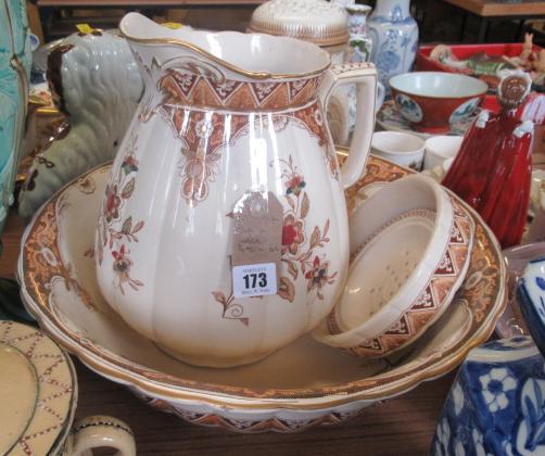 THREE PIECE TOILET SET Image