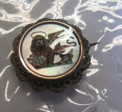 VICTORIAN MICRO MOSAIC MOTHER OF PEARL BROOCH STAMPED 800 Image