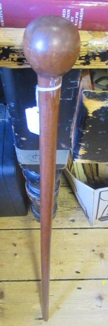 ZULU KNOBKERRIE WITH 30 3/4" HANDLE AND SPHERICAL HEAD 32 1/2" LONG Image