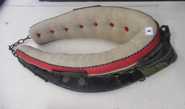 HORSE COLLAR Image