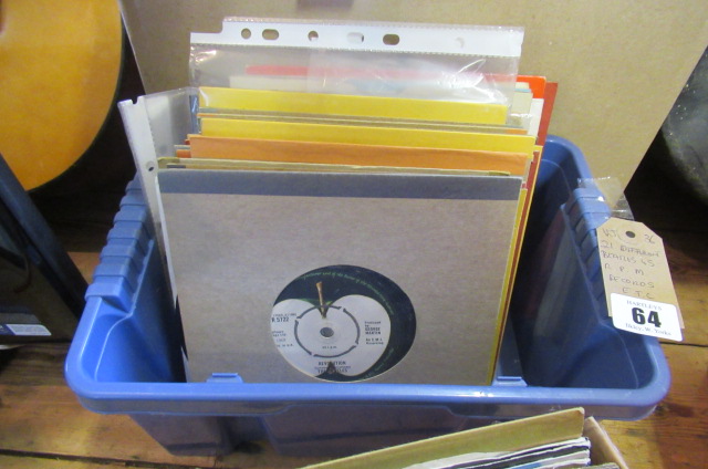 21 VARIOUS BEATLES 45 RPM RECORDS Image