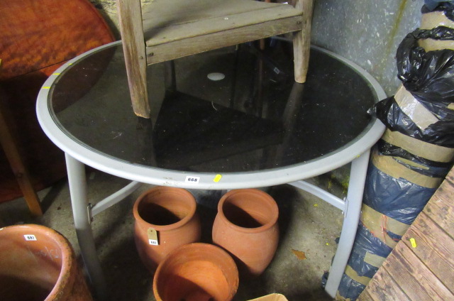 PATIO TABLE AND PARASOL STAND Image