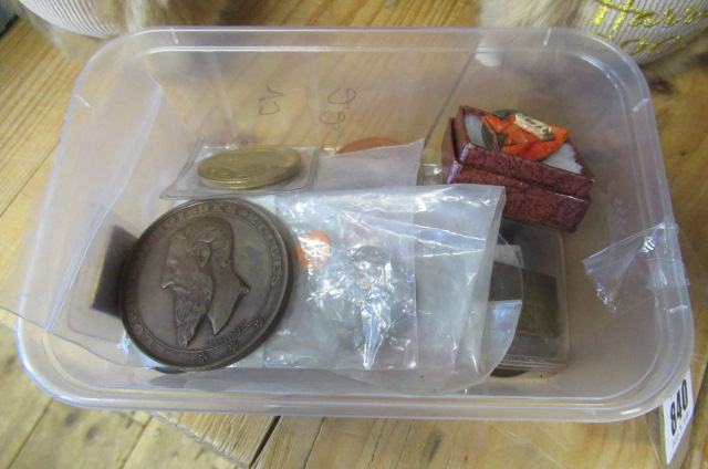 QUANTITY OF SILVER AND OTHER WORLD COINS   Image