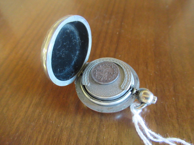 WHITE METAL SOVEREIGN CASE AND 1838 MAUNDY SILVER 2D COIN Image