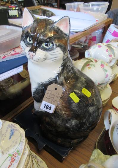 POTTERY CAT AND ROYAL COPENHAGEN PLATE Image