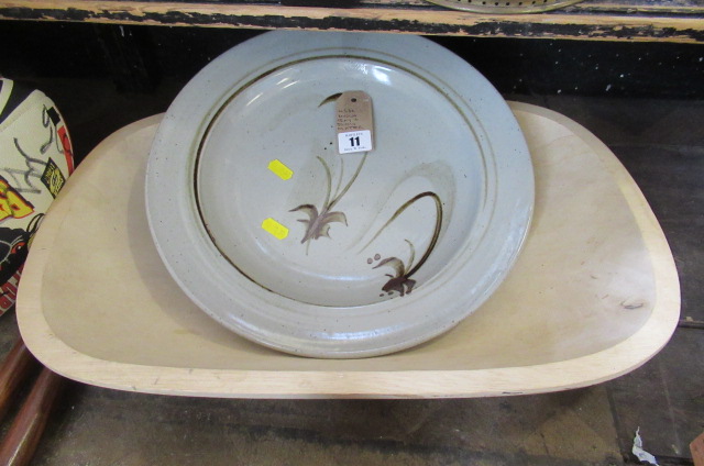 DOUGH TRAY AND A STUDIO PLATTER Image