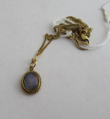 9CT GOLD NECKLACE Image