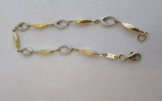 9CT GOLD BRACELET Image