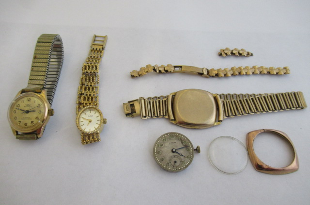 9CT GOLD WATCH  9CT GOLD WATCH STRAP AND TWO OTHERS Image
