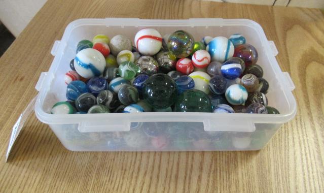 BOX OF OLD MARBLES Image