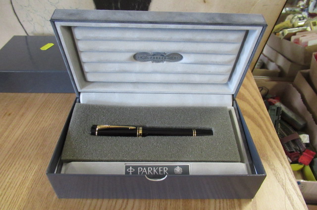 DUOFOLD CENTENNIAL PARKER PEN Image