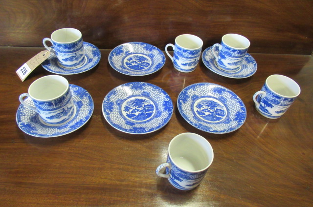 SET OF SIX JAPANESE COFFEE CANS AND SAUCERS Image