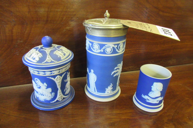 THREE PIECES OF WEDGWOOD JASPERWARE Image