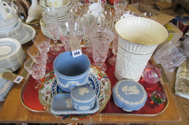 TRAY OF POTTERY CHINA ETC Image