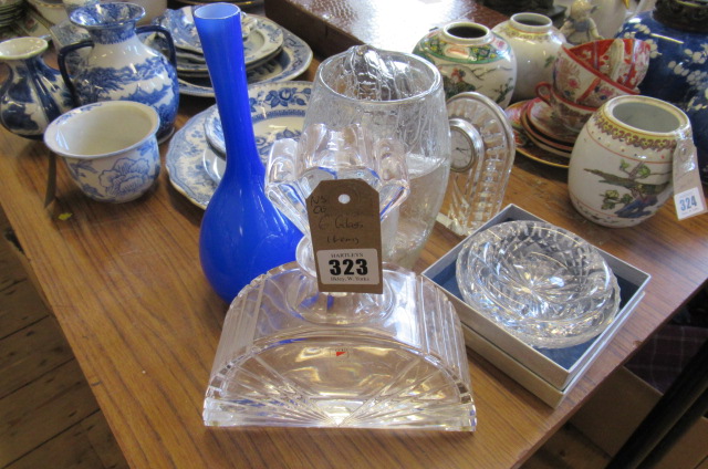SIX GLASS ITEMS Image