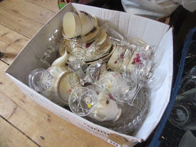 BOX OF GLASS AND CHINA Image