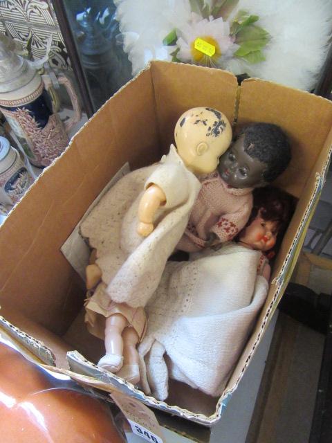 BOX OF DOLLS Image