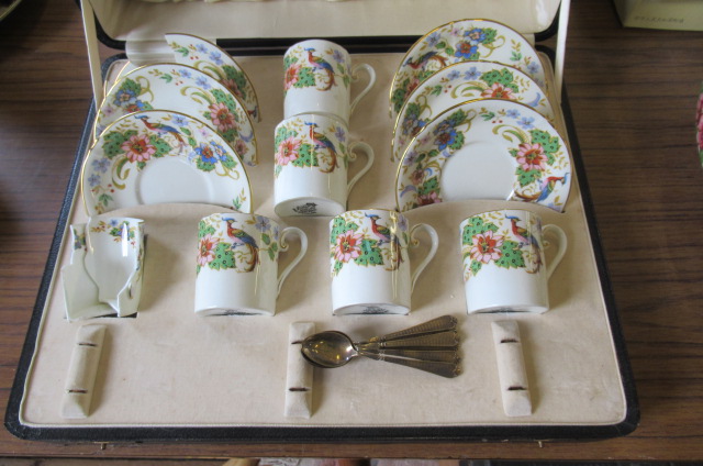 CASED ROYAL WORCESTER COFFEE CUPS   SAUCERS AND SILVER SPOONS Image