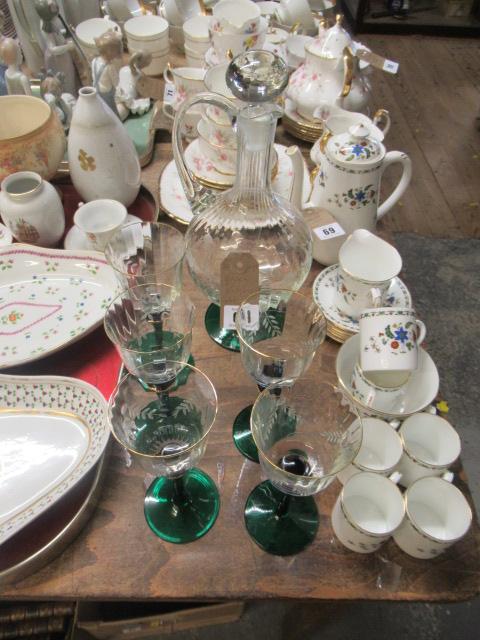 GLASS DECANTER AND FIVE GLASSES Image