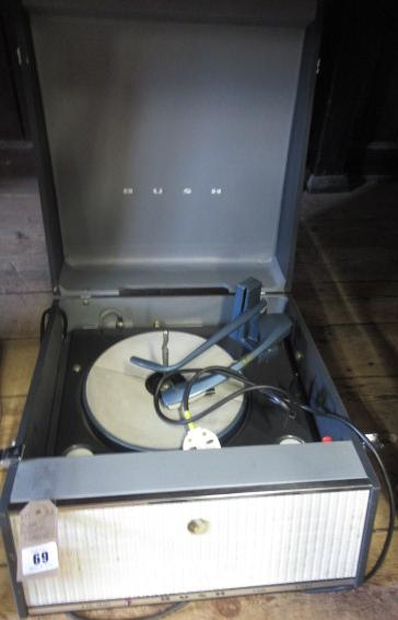 BUSH PORTABLE RECORD PLAYER Image