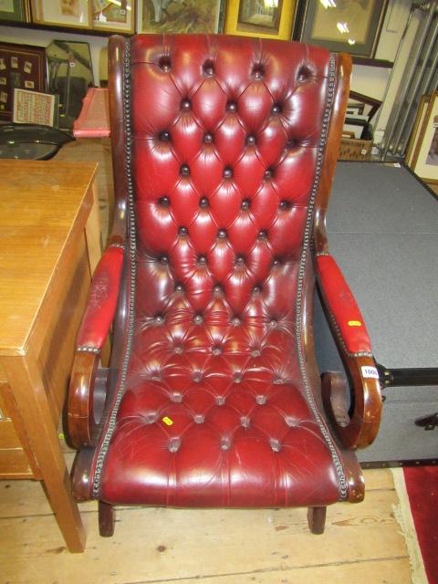 LEATHER BUTTON BACKED ARMCHAIR Image