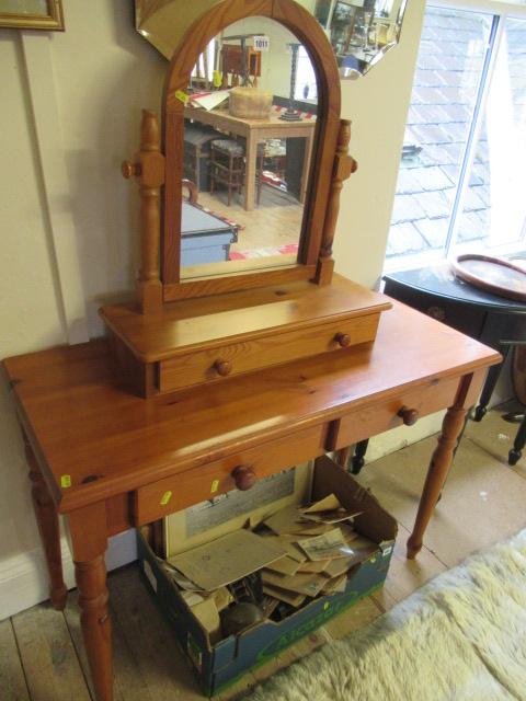 PINE DRESSING TABLE MIRROR AND PINE SIDE TABLE Image