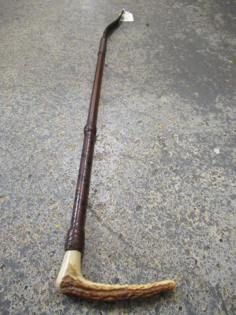 Horn handled riding crop | Hartleys Auctioneers & Valuers