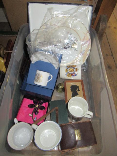 BOX OF MISCELLANEOUS INCLUDING ROYAL CHINA Image